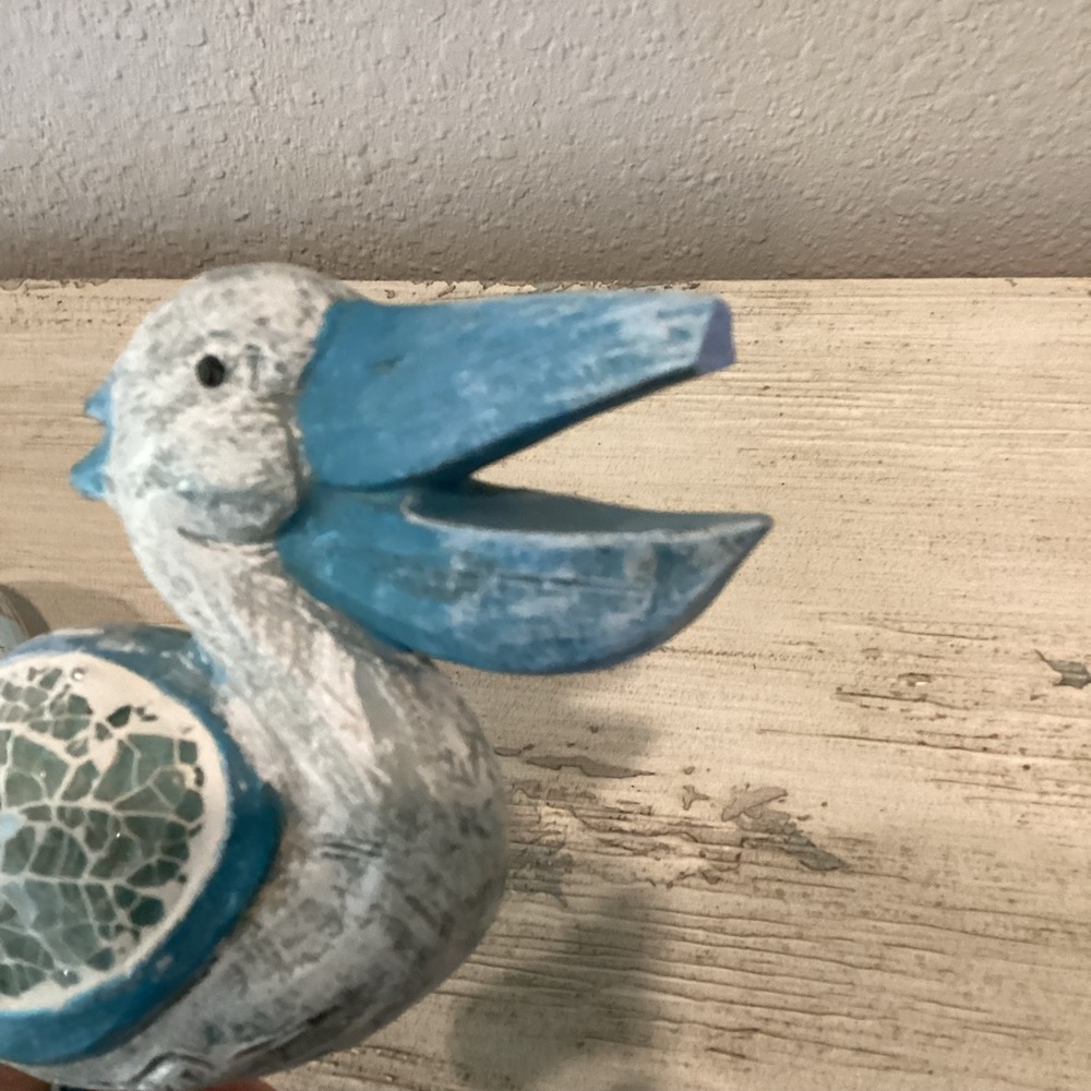 Blue and White Pelican Figurine with Beach Stone - Picture 8 of 8